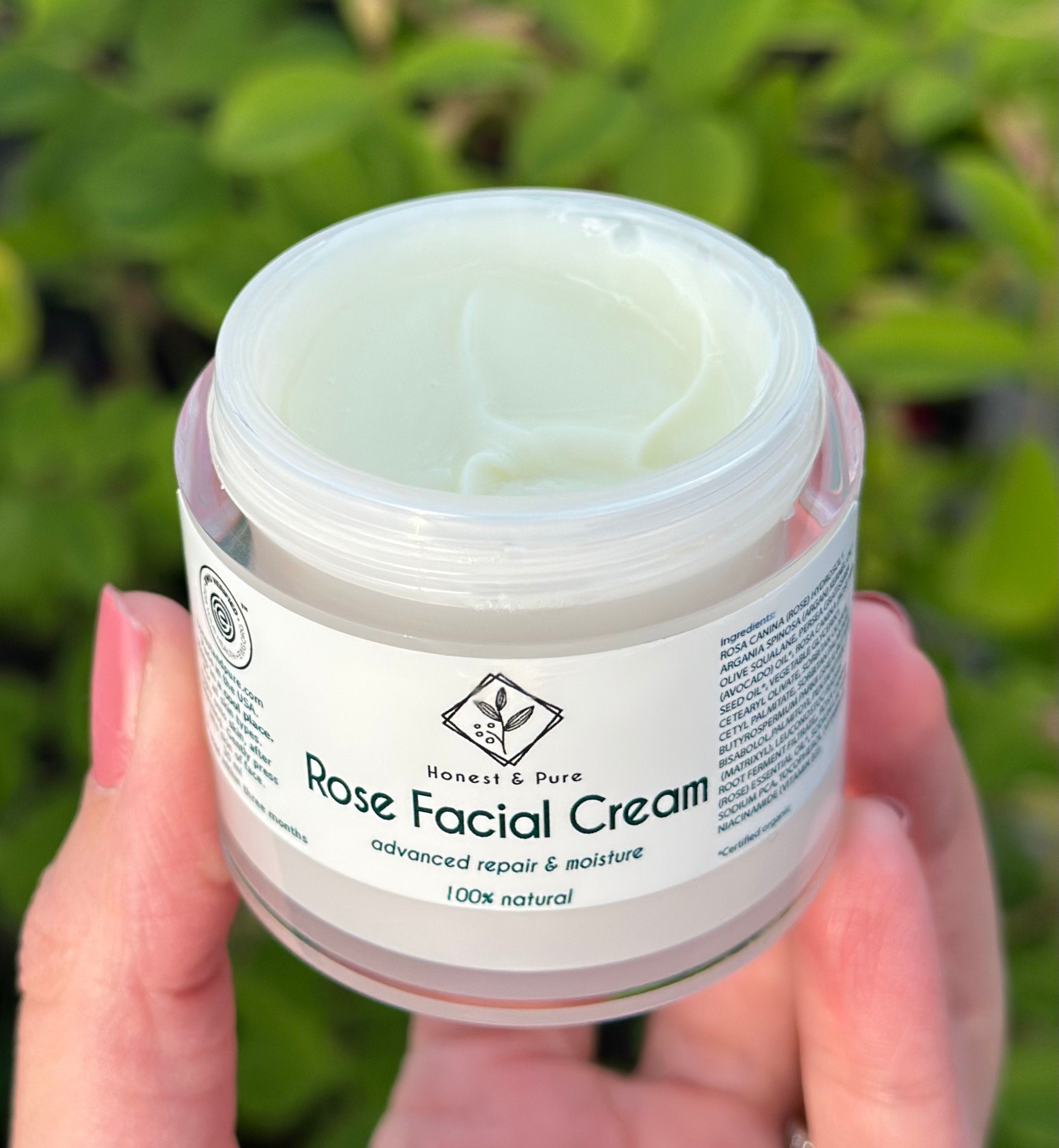 Discover the Best Moisturizer for Dry Skin: Why Rose Facial Cream Is the Ultimate Face Moisturizer for Aging and Dry Skin